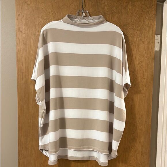 Cable & Gauge Tops - Cable & Gauge Beige and White Mock T Knit Shirt